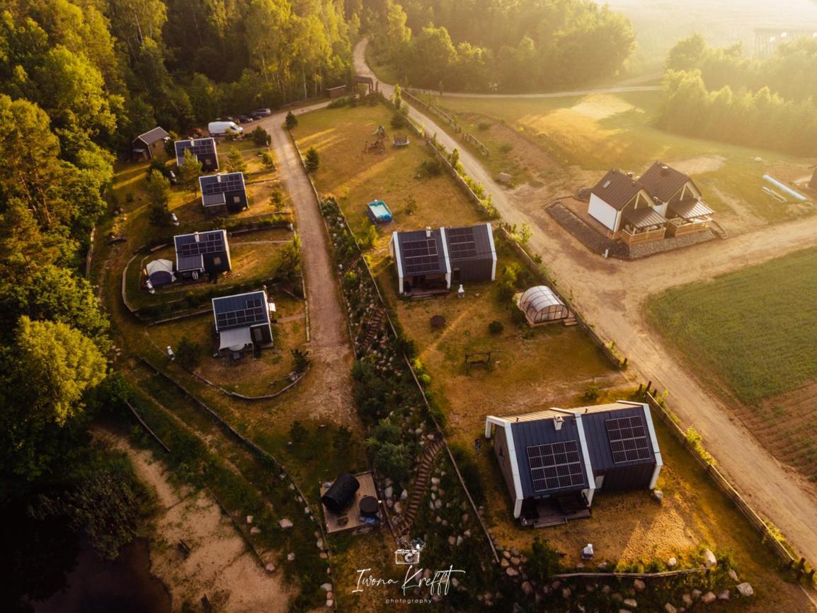 Osada Skoczkowo Komfortowe Domki Z Jacuzzi Nad Jeziorem- Sauna- Balia- Prywatny Staw Wedkarski Podiazy Екстериор снимка